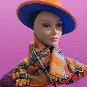 Two-toned unisex Fedora with scarf